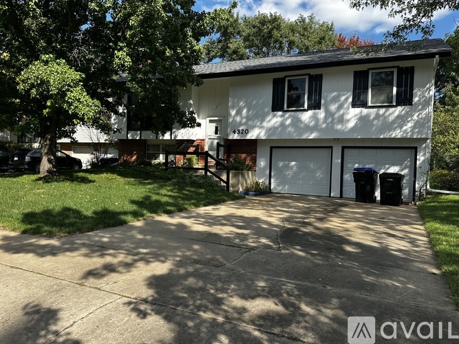 4320 Southeast Pennsylvania Court 3 Beds Single Family Home for Rent - Photo gallery 2