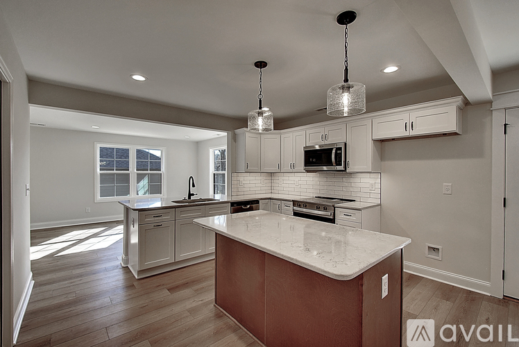 325 Ty's Pl 3 Beds Single Family Home for Rent - Photo gallery 2
