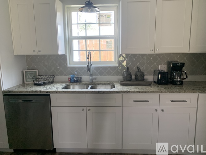 113 Hughes Drive 3 Beds Single Family Home for Rent - Photo gallery 5