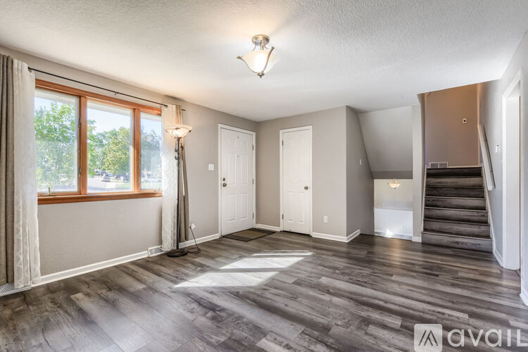 327 Helena Circle 4 Beds Single Family Home for Rent - Photo gallery 2