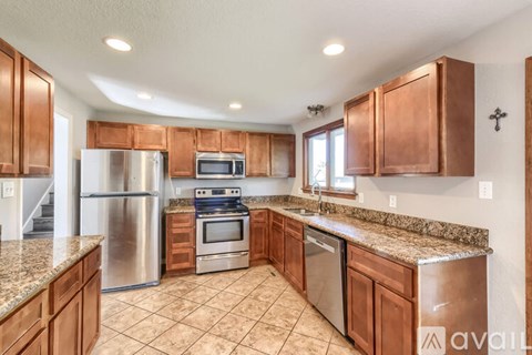 327 Helena Circle 4 Beds Apartment for Rent