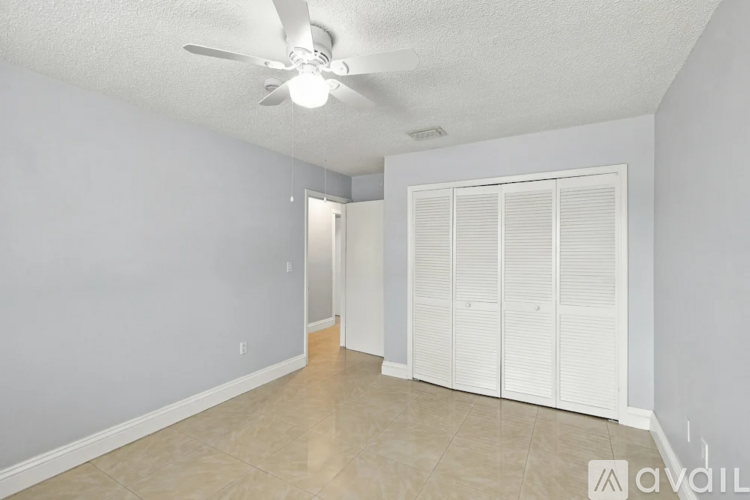 506 NW 136th Ct 4 Beds Single Family Home for Rent - Photo gallery 4