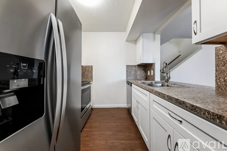 1613 Horizon St 3 Beds Single Family Home for Rent - Photo gallery 3