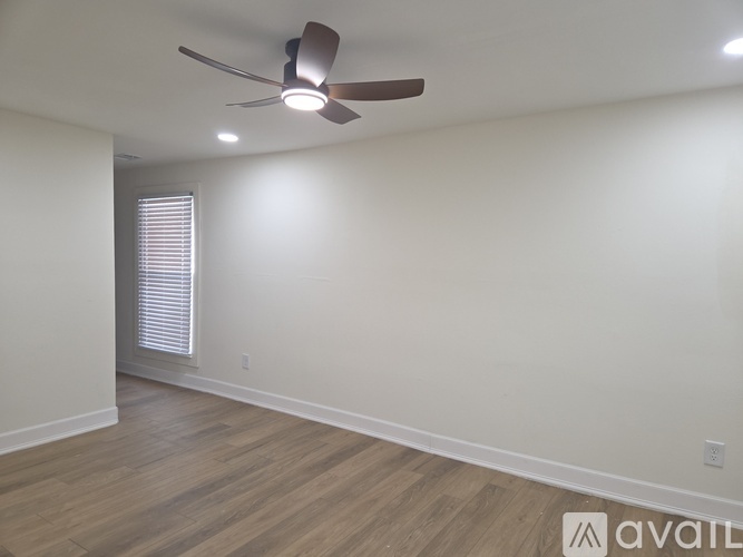 2911 Thomas Street 3 Beds Single Family Home for Rent - Photo gallery 5