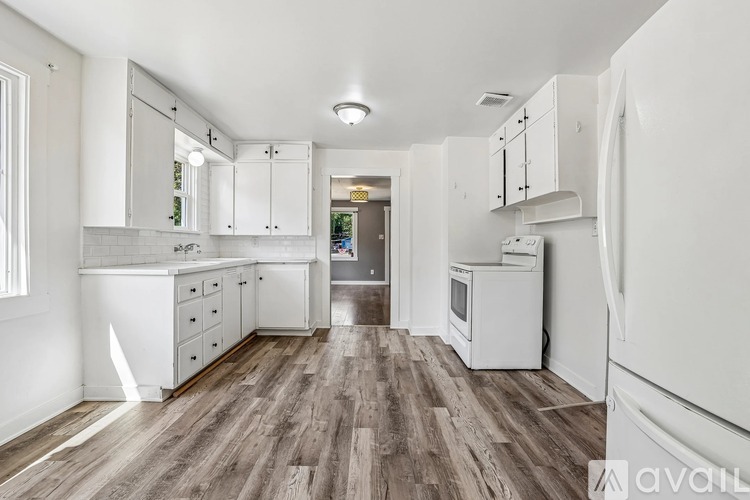 6926 52nd Ave W 2 Beds Single Family Home for Rent - Photo gallery 5
