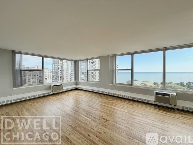 5650 N Sheridan Rd 2 Beds Apartment for Rent - Photo gallery 1