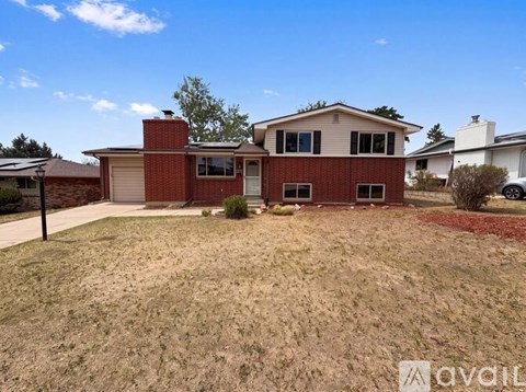 886 W 7Th Avenue Dr 4 Beds Apartment for Rent