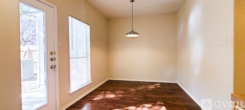 4134 Saint Charles Bay 2 Beds Apartment for Rent