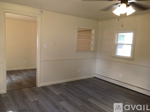 12B West Glenwood Drive 3 Beds Apartment for Rent