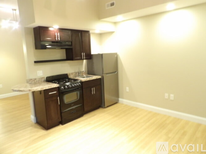 1685 Hertel Ave Studio Apartment for Rent - Photo gallery 4