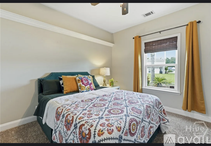 6 Osgood Lane 5 Beds Single Family Home for Rent - Photo gallery 3