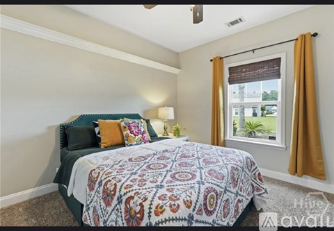 6 Osgood Lane 5 Beds Apartment for Rent