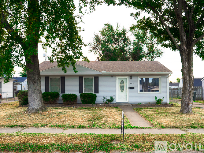 668 Greenbriar St 3 Beds Single Family Home for Rent - Photo gallery 1