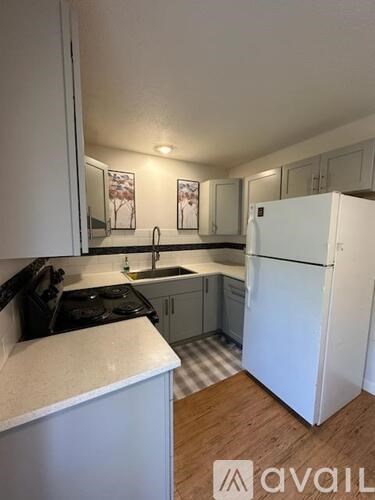 1846 Lansing Avenue Northeast 2 Beds Apartment for Rent