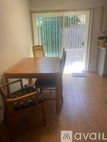 1846 Lansing Avenue Northeast 2 Beds Townhouse for Rent - Photo gallery 5