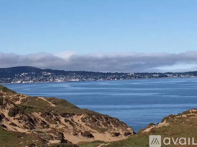 249 9th St 3 Beds Single Family Home for Rent - Photo gallery 1