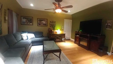 1835 West 70Th Street 2 Beds Apartment for Rent