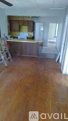 905 4th Street 3 Beds Single Family Home for Rent - Photo gallery 2