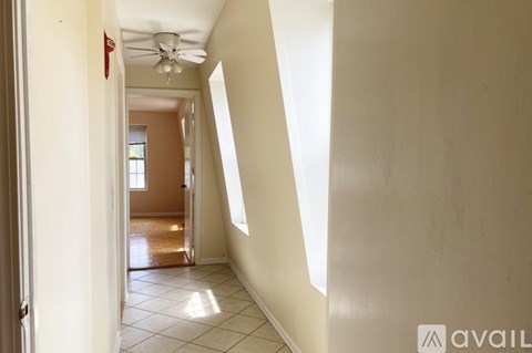 1 Russell Street 2 Beds Apartment for Rent
