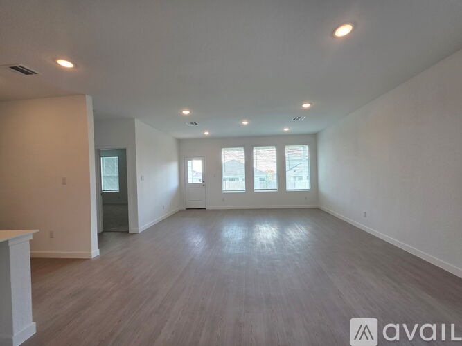 1332 Apron Trail 4 Beds Single Family Home for Rent - Photo gallery 4