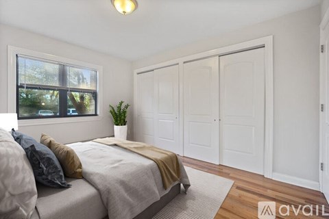 696 Elm Pl 2 Beds Apartment for Rent