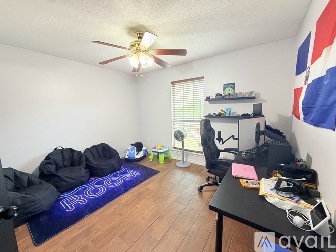 5178 Whitehurst Ln 4 Beds Single Family Home for Rent - Photo gallery 5