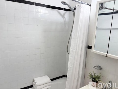 275 Bay 37Th Street 2 Beds Apartment for Rent