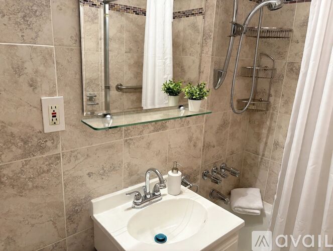 275 Bay 37th Street 1 Apartment for Rent - Photo gallery 2