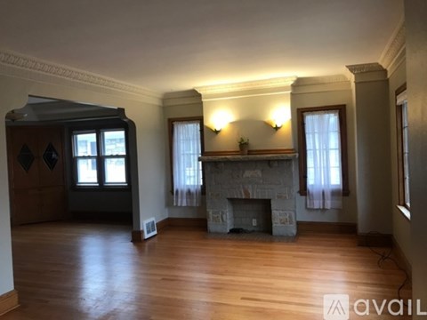 2646 N 63Rd St 2 Beds Apartment for Rent