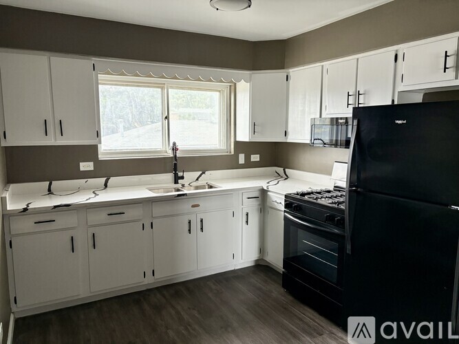 3117 South Laramie Avenue 2 Beds Condo for Rent - Photo gallery 2