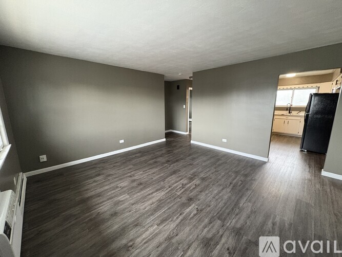 3117 South Laramie Avenue 2 Beds Condo for Rent - Photo gallery 4