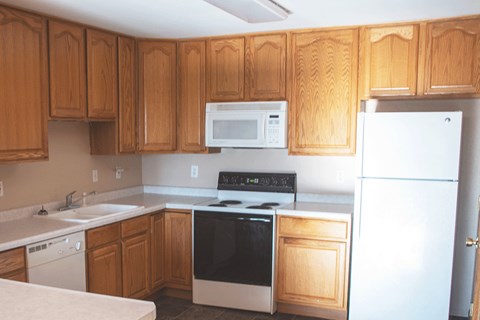440 Iris Ct Studio Apartment for Rent