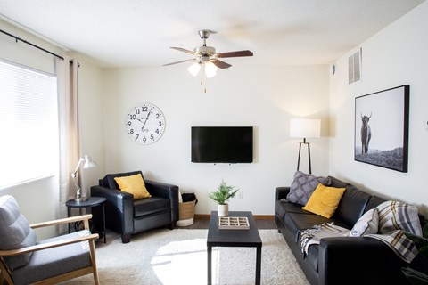 304 66Th Ave SW Suite A 3 Beds Apartment for Rent