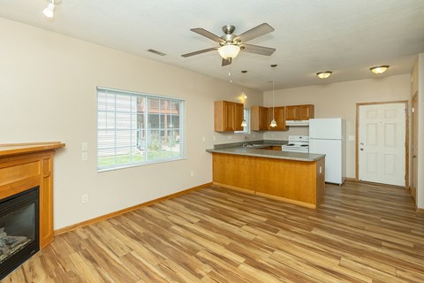 600 North Pleasant Hill Blvd 2 Beds Apartment for Rent