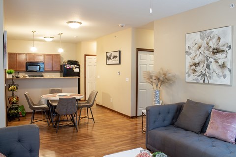 1103 SW 28Th St 2 Beds Apartment for Rent