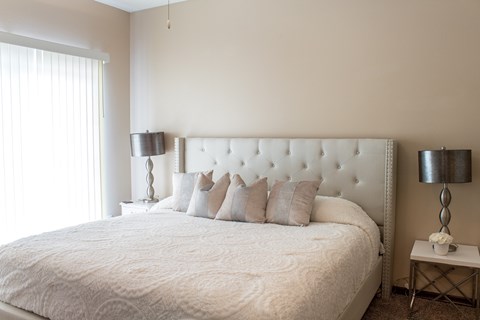 1103 SW 28Th St 2 Beds Apartment for Rent