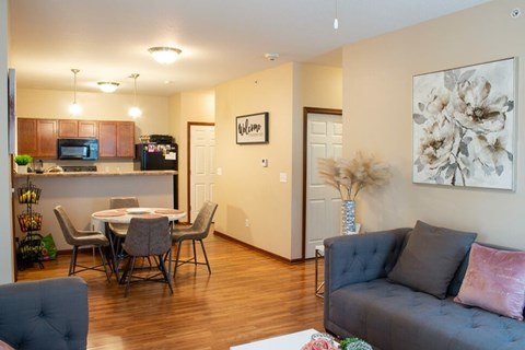 1103 SW 28Th St 3 Beds Apartment for Rent