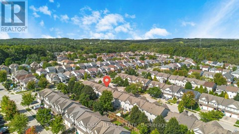 565 WILD IRIS AVENUE 5 Beds Apartment for Rent