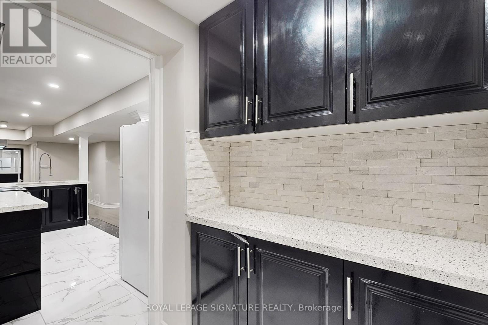 3 bedroom apartment - BASEMENT - 38 HAVANNA CRESCENT Basement, Brampton (Bram East) 4