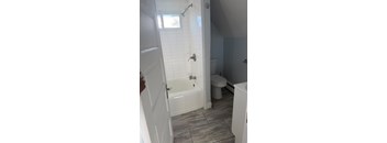 Studio, 1 Bathroom