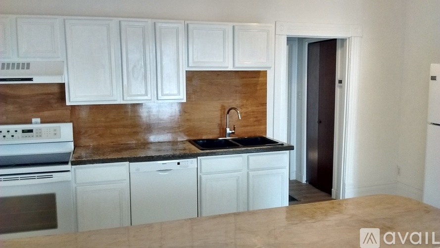 623 Barbe Street 1 Apartment for Rent - Photo gallery 2