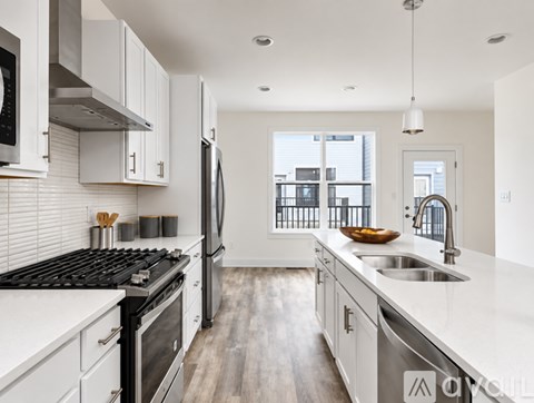 1880 Mc Quat Place 2 Beds Apartment for Rent