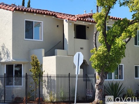 1401 Gaviota Avenue 3 Beds Apartment for Rent