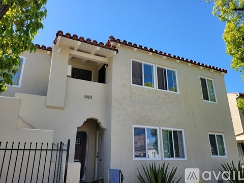 1401 Gaviota Avenue 3 Beds Apartment for Rent