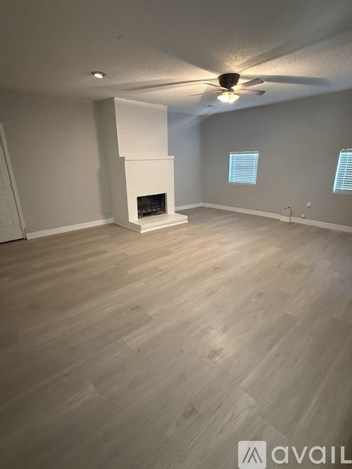 5013 Brookdale Dr 3 Beds Apartment for Rent - Photo gallery 3