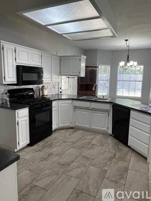 3108 West Hartford Street 4 Beds Apartment for Rent
