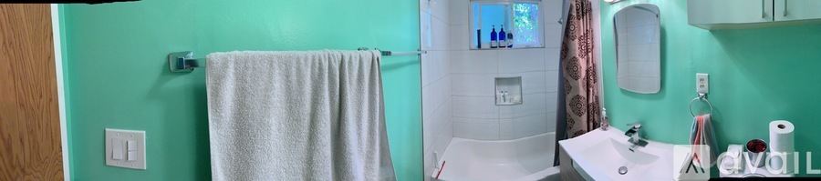 11659 Harvard Dr 3 Beds Single Family Home for Rent - Photo gallery 3