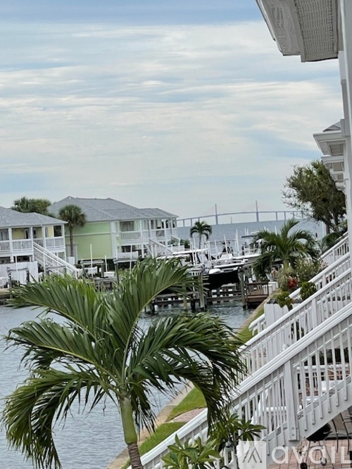 5092 Beach Drive Southeast 1 Condo for Rent - Photo gallery 1