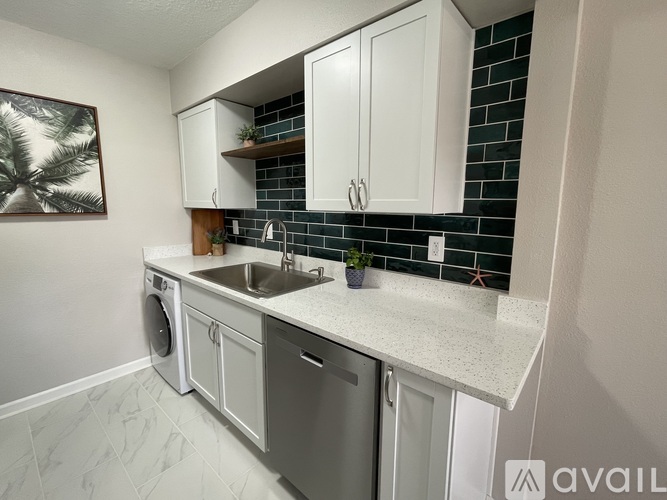 5092 Beach Drive Southeast 1 Condo for Rent - Photo gallery 3
