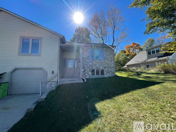 931 W Monroe Ave 3 Beds Single Family Home for Rent - Photo gallery 1